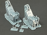 32038 ESCAPAC 1G-3 Late with SEWARS (2) with wrinkled Parachute Pack